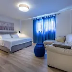 Luxury The View In - For 12 People With Incredible Sea View & Wellness Βίλα *
