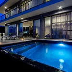 Luxury The View In - For 12 People With Incredible Sea View & Wellness *