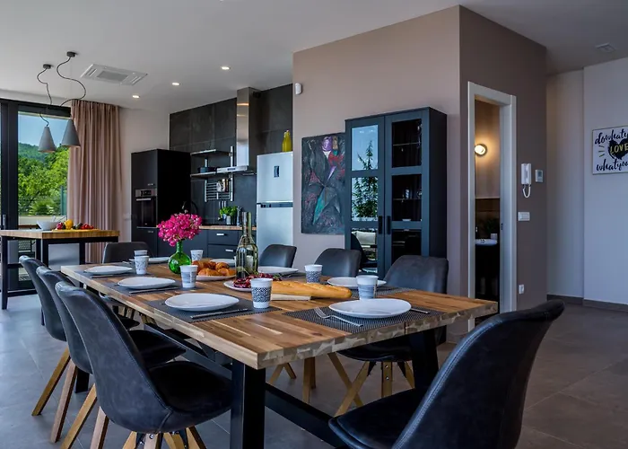 Luxury The View In - For 12 People With Incredible Sea View & Wellness Opatija