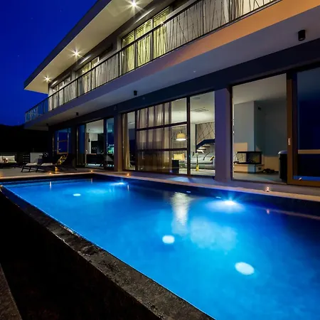 Вилла Luxury The View In - For 12 People With Incredible Sea View & Wellness *